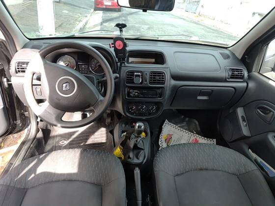RENAULT CLIO 1.0 EXPRESSION 16V FLEX 4P MANUAL RENAULT CLIO 1.0 EXPRESSION 16V FLEX 4P MANUAL